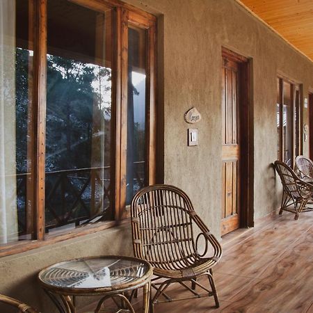 Shivadya Tirthan - Tirthan Valley Gushaini エクステリア 写真