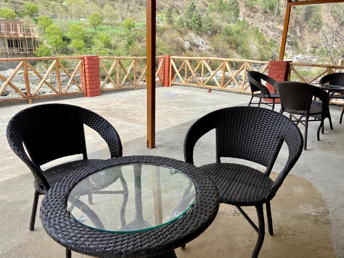 Shivadya Tirthan - Tirthan Valley Gushaini エクステリア 写真