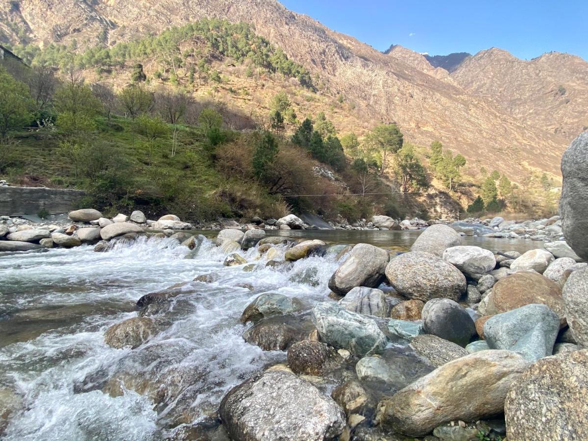 Shivadya Tirthan - Tirthan Valley Gushaini エクステリア 写真
