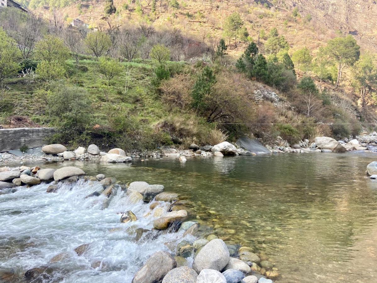 Shivadya Tirthan - Tirthan Valley Gushaini エクステリア 写真