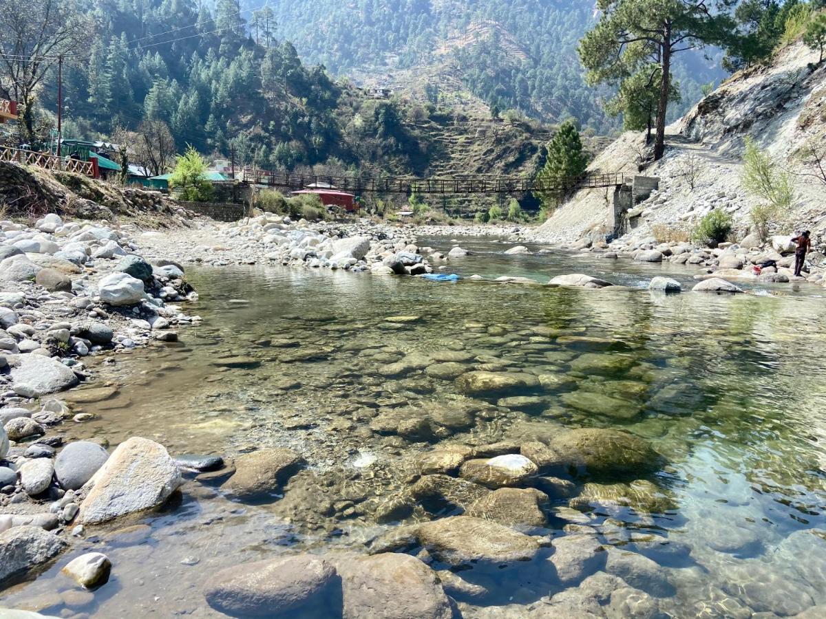 Shivadya Tirthan - Tirthan Valley Gushaini エクステリア 写真