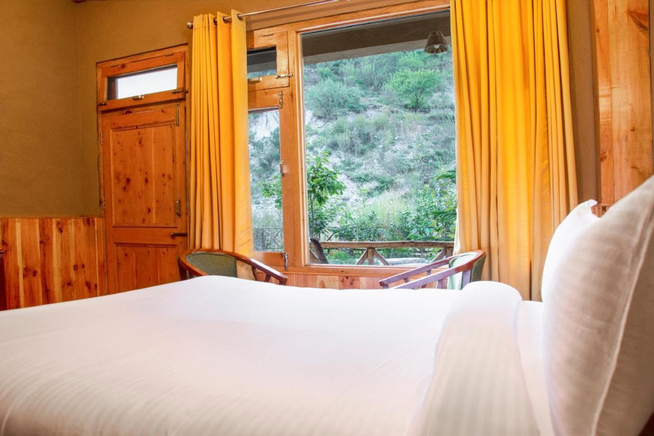 Shivadya Tirthan - Tirthan Valley Gushaini エクステリア 写真
