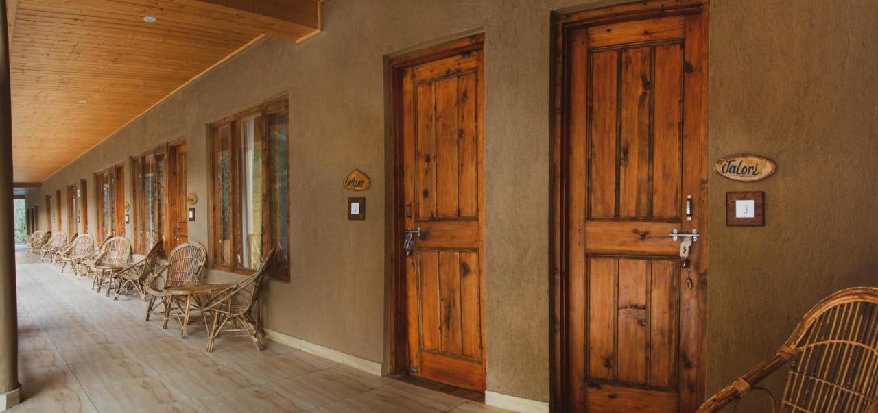 Shivadya Tirthan - Tirthan Valley Gushaini エクステリア 写真
