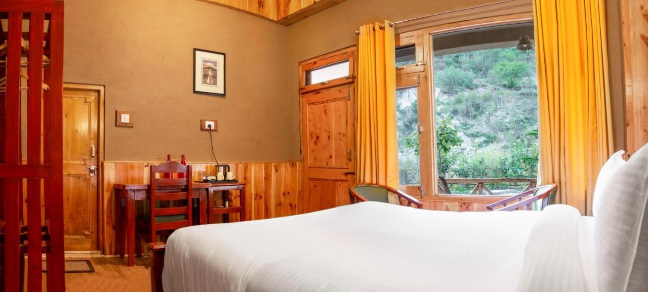 Shivadya Tirthan - Tirthan Valley Gushaini エクステリア 写真